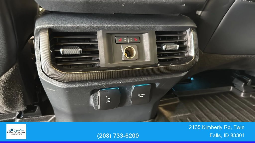 Used 2022 Ford F150 Lightning Platinum AWD/4WD image 32