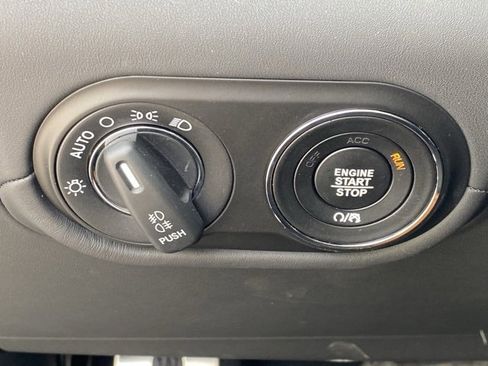 New 2024 Maserati Levante Trofeo image 40