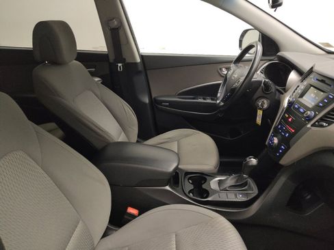 Used 2014 Hyundai Santa Fe GLS image 21