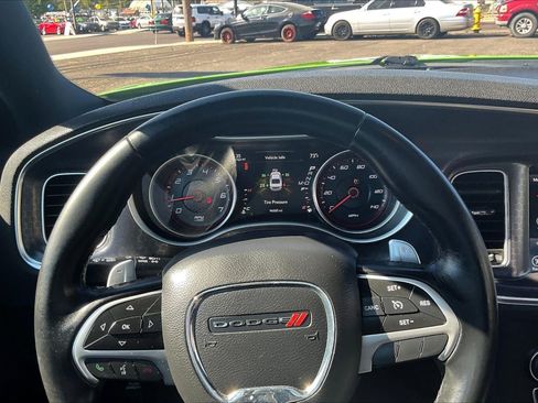 Used 2017 Dodge Charger SXT w/ Rallye Group RWD image 13