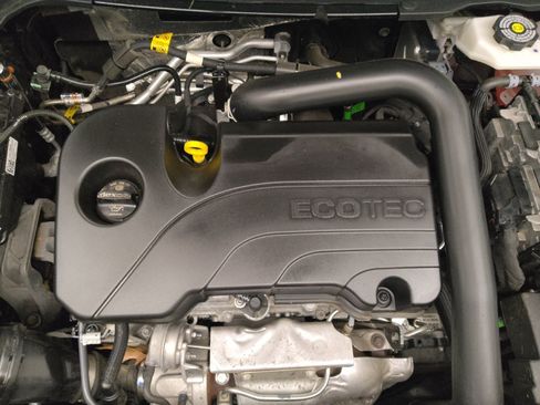 Used 2024 Chevrolet Equinox LS FWD image 30