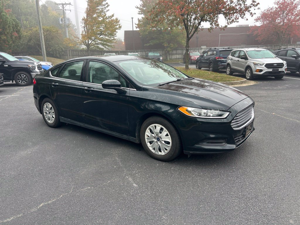 Used 2014 Ford Fusion S FWD image 1
