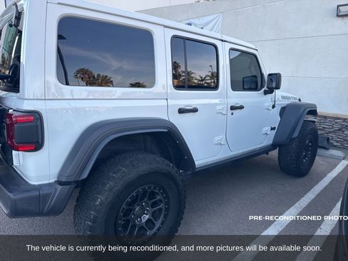 Used 2022 Jeep Wrangler Unlimited Sport image 11