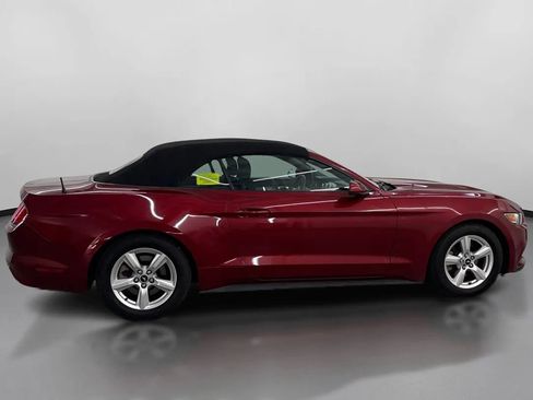 Used 2015 Ford Mustang Convertible RWD image 11