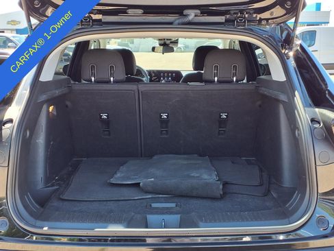 Used 2024 Chevrolet Trax LS w/ LS Convenience Package FWD image 11