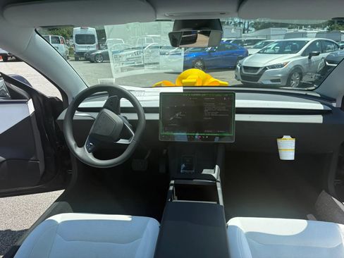 Used 2026 Tesla Model 3 RWD image 26