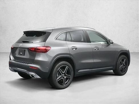 New 2026 Mercedes-Benz GLA 250 4MATIC image 2