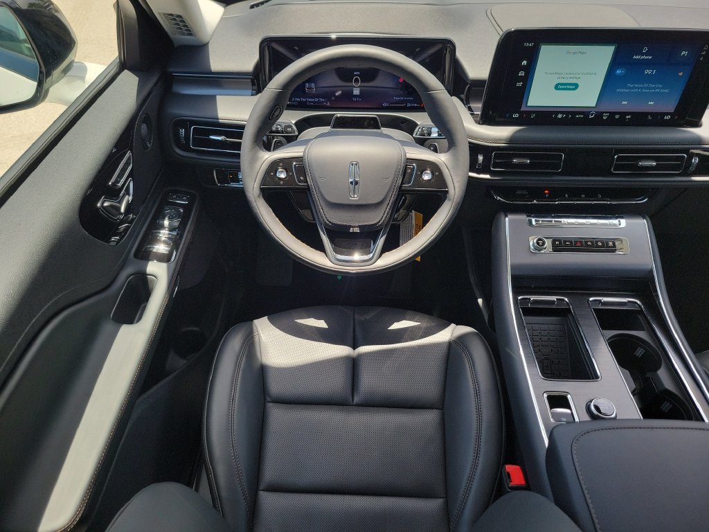 New 2026 Lincoln Aviator AWD image 10