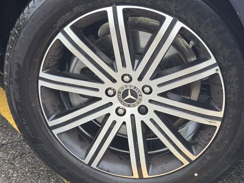 Certified 2026 Mercedes-Benz GLE 350 4MATIC image 9