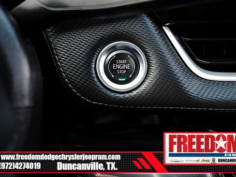 Used 2025 Chevrolet Equinox LT FWD image 33