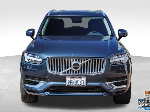 Used 2025 Volvo XC90 T8 Plus w/ Protection Package Premier AWD/4WD image 2