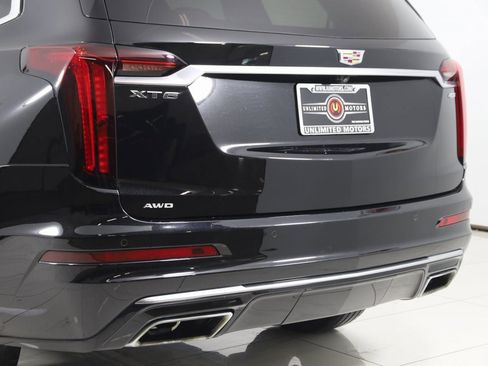 Used 2023 Cadillac XT6 Premium Luxury image 25