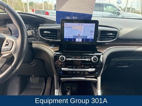 Used 2021 Ford Explorer Limited w/ Equipment Group 301A image 24