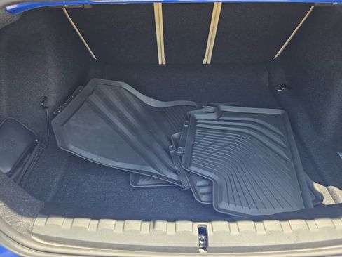 Used 2025 BMW 230i Coupe w/ M Sport Package RWD image 11