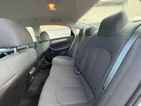 Used 2019 Hyundai Sonata SE image 17