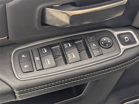 Used 2019 RAM 2500 Limited image 12