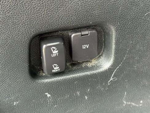 Used 2020 Ford Edge Titanium w/ Equipment Group 301A AWD/4WD image 48