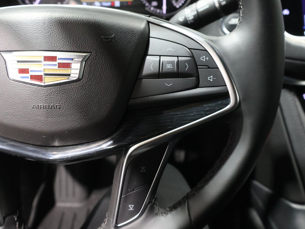 Used 2025 Cadillac XT5 Premium Luxury AWD/4WD image 39