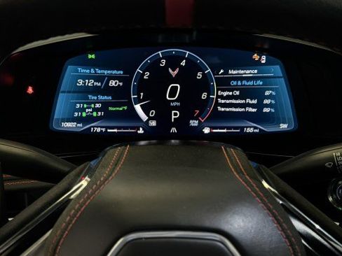 Used 2024 Chevrolet Corvette Stingray Premium Cpe w/ Z51 Performance Package RWD image 11