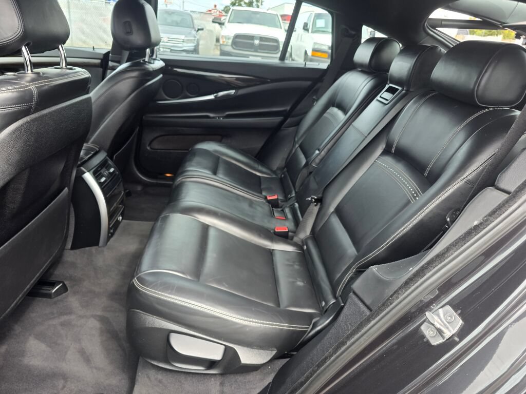 Used 2017 BMW 535i Gran Turismo RWD image 18
