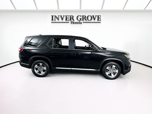 Used 2023 Honda Pilot EX-L image 4