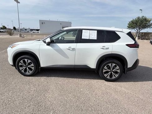 Used 2023 Nissan Rogue SV FWD image 9
