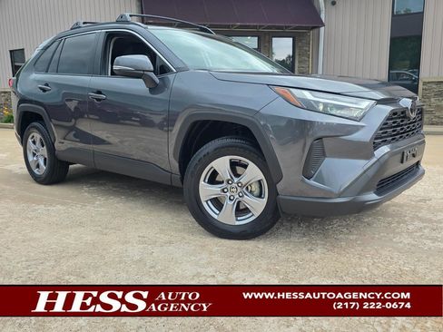 Used 2025 Toyota RAV4 LE AWD/4WD image 1