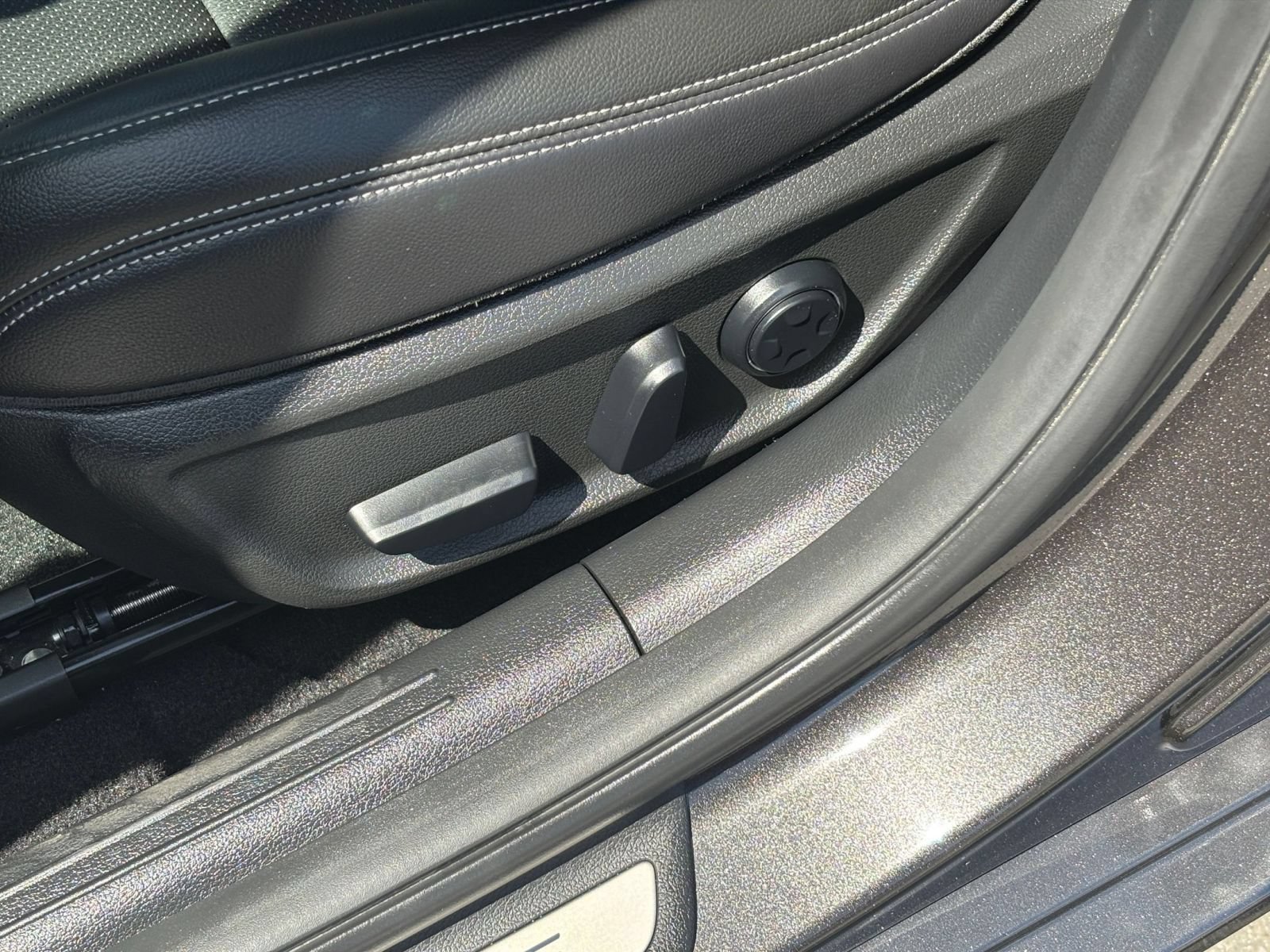 Used 2026 Genesis G70 2.5T RWD image 37