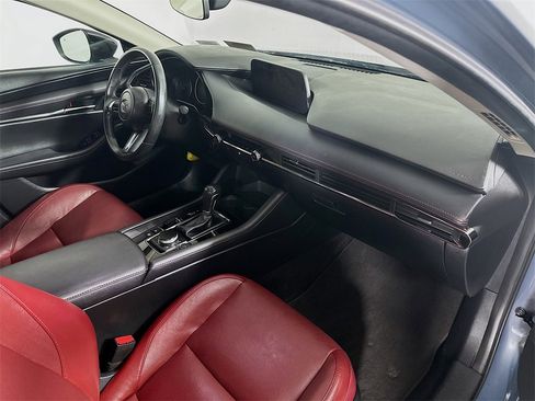 Used 2024 MAZDA MAZDA3 s image 31