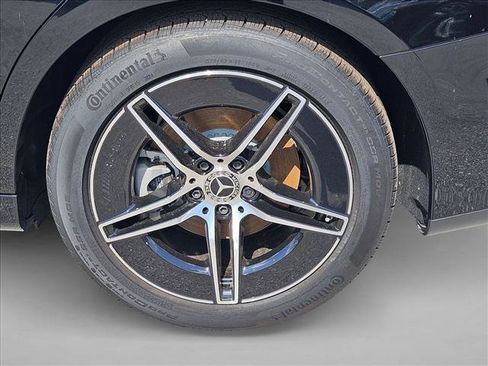 Used 2025 Mercedes-Benz E 350 Sedan image 9