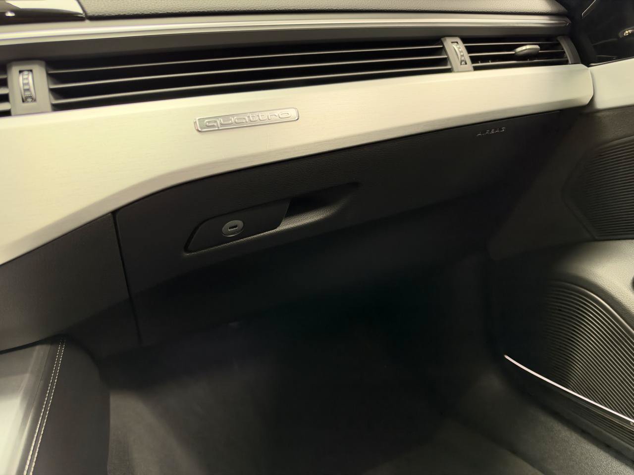 Used 2020 Audi A4 2.0T Premium Plus w/ Premium Plus Package AWD/4WD image 24