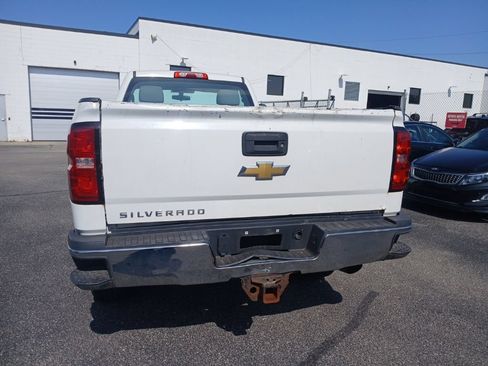 Used 2015 Chevrolet Silverado 2500 W/T AWD/4WD image 4