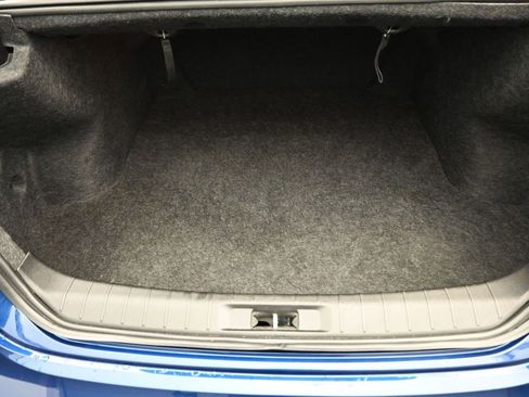 Used 2018 Nissan Maxima SR image 15