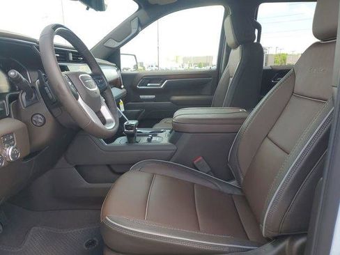 New 2026 GMC Sierra 1500 Denali w/ Technology Package image 16