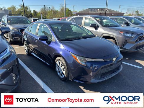 Used 2020 Toyota Corolla LE image 1