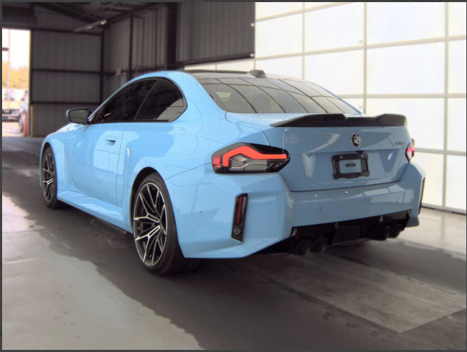 Used 2025 BMW M2 w/ Carbon Package RWD image 4
