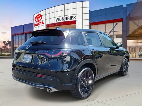 Used 2024 Honda HR-V Sport image 6