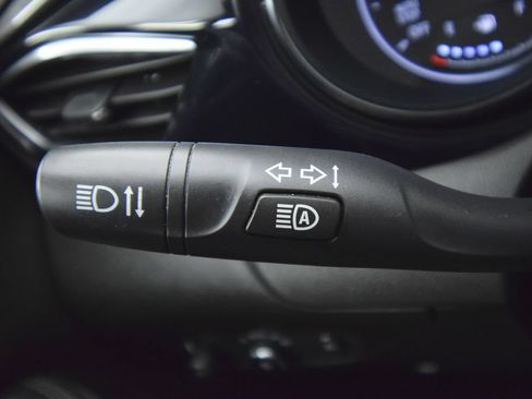 Used 2020 Buick Encore GX Select FWD image 31