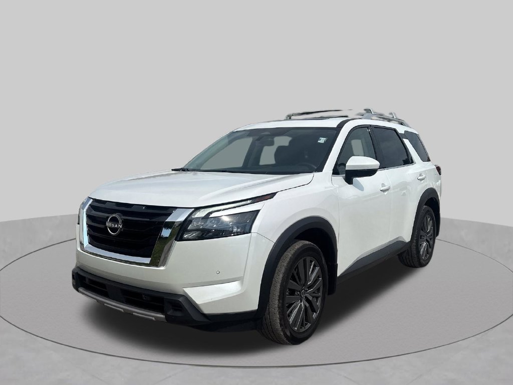 Certified 2025 Nissan Pathfinder SL w/ SL Premium Package AWD/4WD image 35