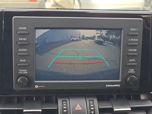 Used 2022 Toyota RAV4 XLE Premium image 30