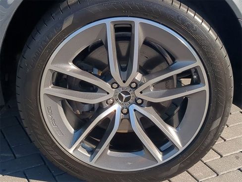 Used 2021 Mercedes-Benz GLE 450 4MATIC image 12