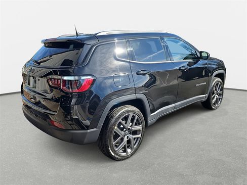 New 2026 Jeep Compass Limited image 5