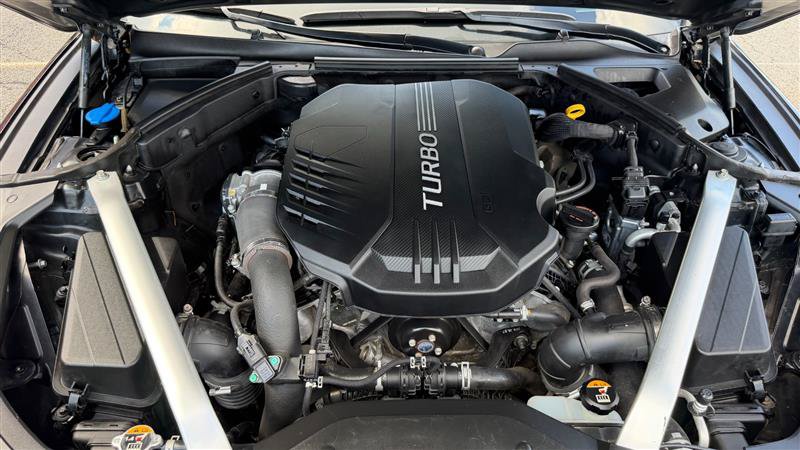 Used 2020 Genesis G70 3.3T w/ Elite Package AWD/4WD image 8