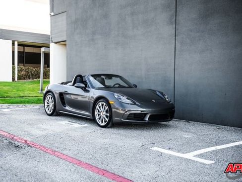 Used 2021 Porsche 718 Boxster image 55