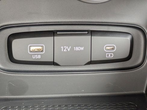 New 2026 Hyundai Venue SE image 25