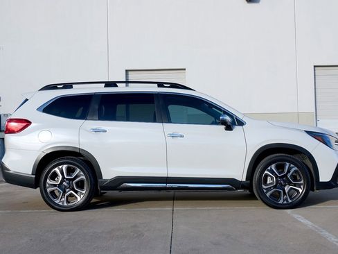 Used 2023 Subaru Ascent Touring image 13