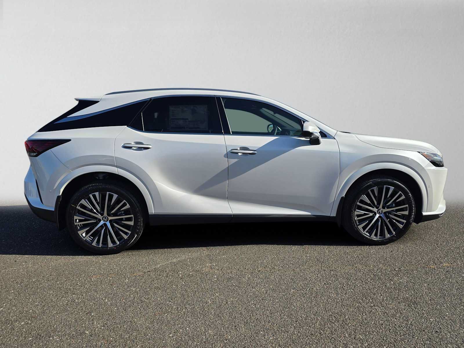 New 2026 Lexus RX 350 Premium Plus AWD/4WD image 2