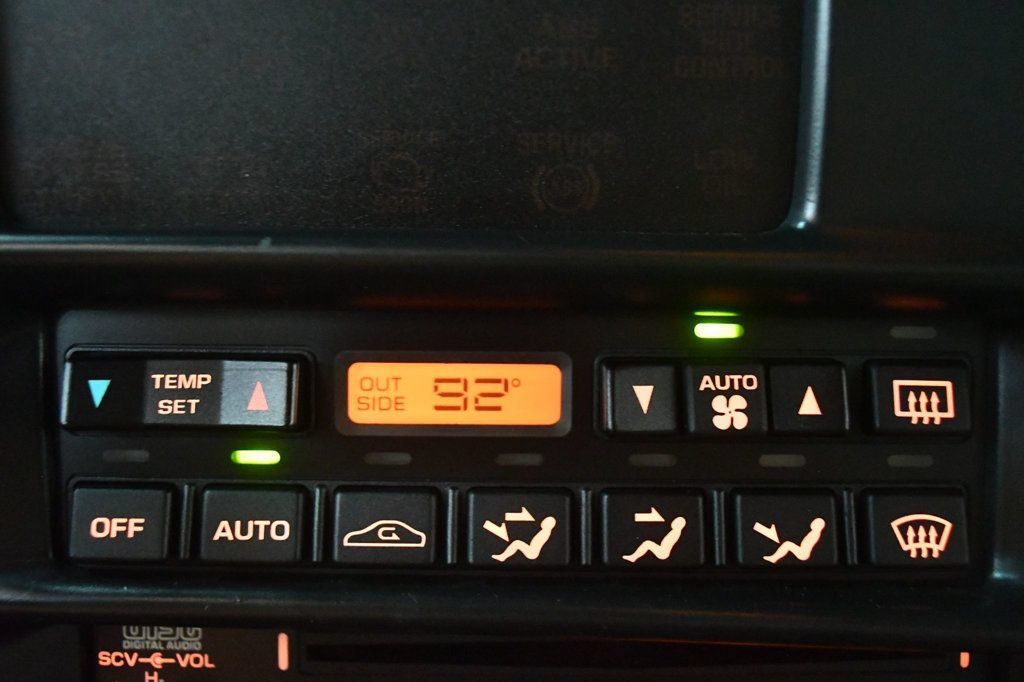 Used 1996 Chevrolet Corvette Coupe RWD image 42
