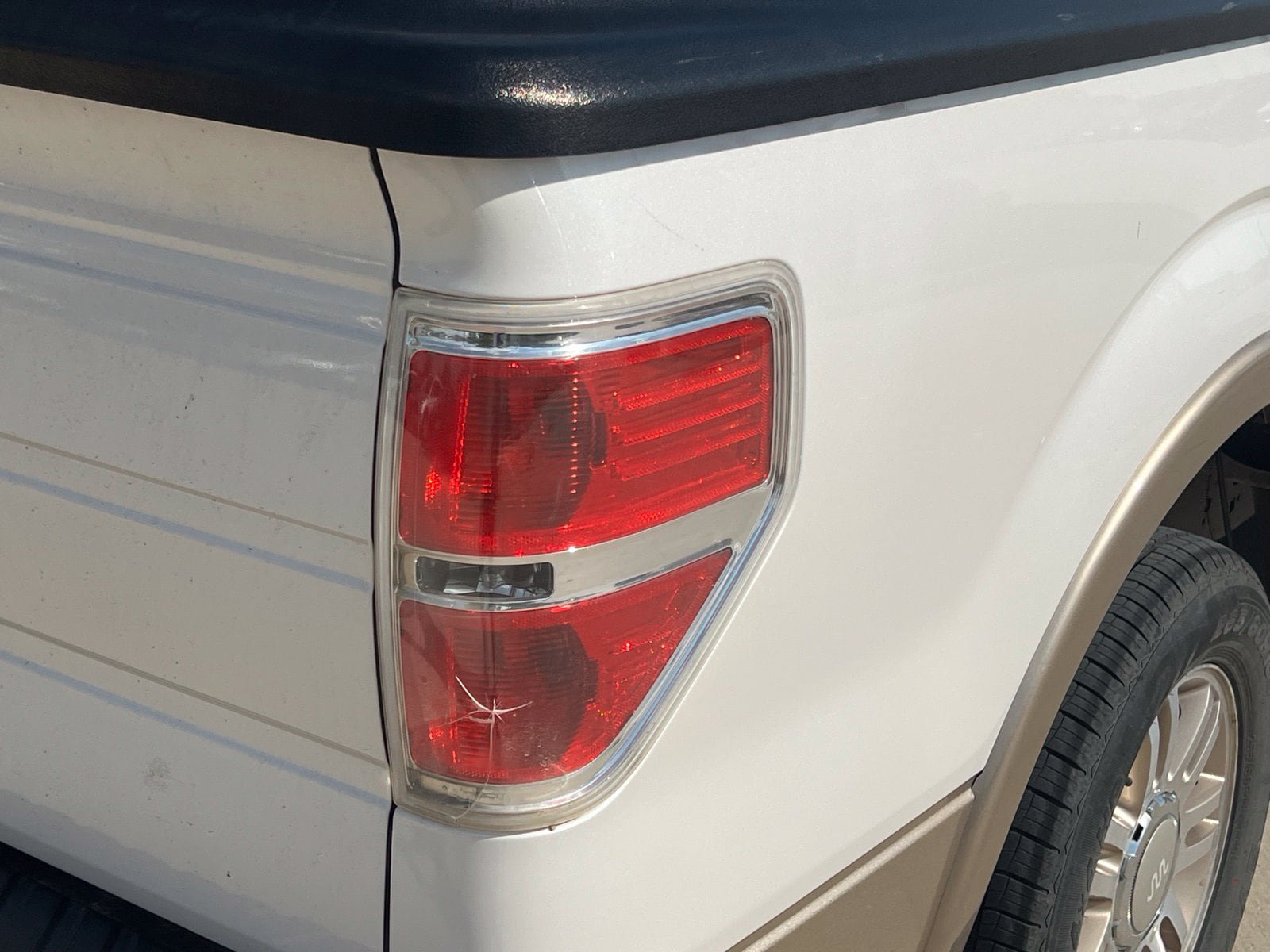 Used 2013 Ford F150 King Ranch w/ King Ranch Luxury Pkg RWD image 14