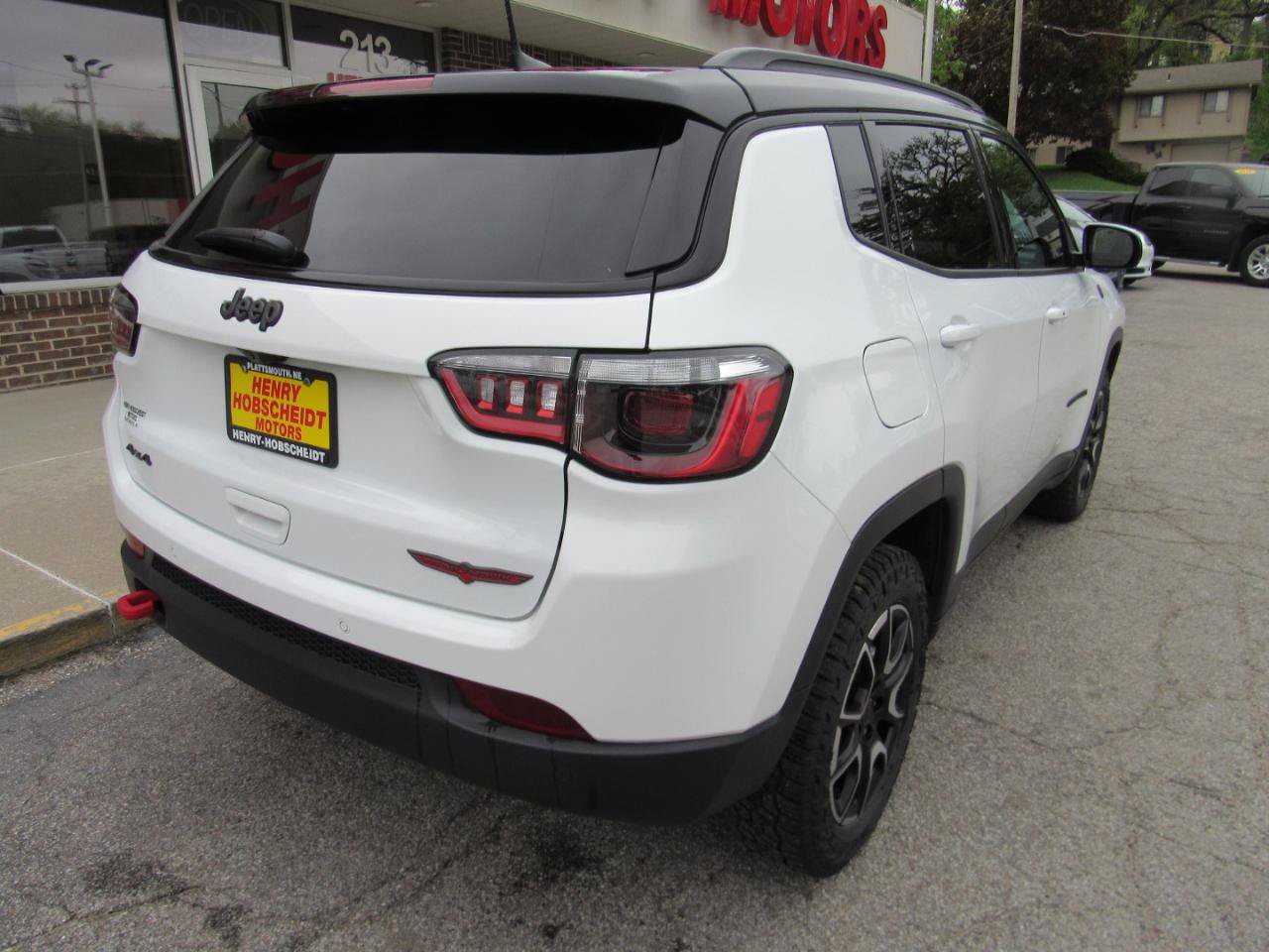 Used 2026 Jeep Compass Trailhawk AWD/4WD image 12